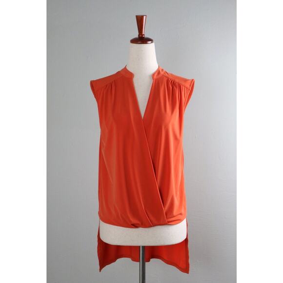 BCBG MAX AZRIA NWT $138 Stretch Draped Hi Lo Layered Blouse Top Size Small - Picture 1 of 6